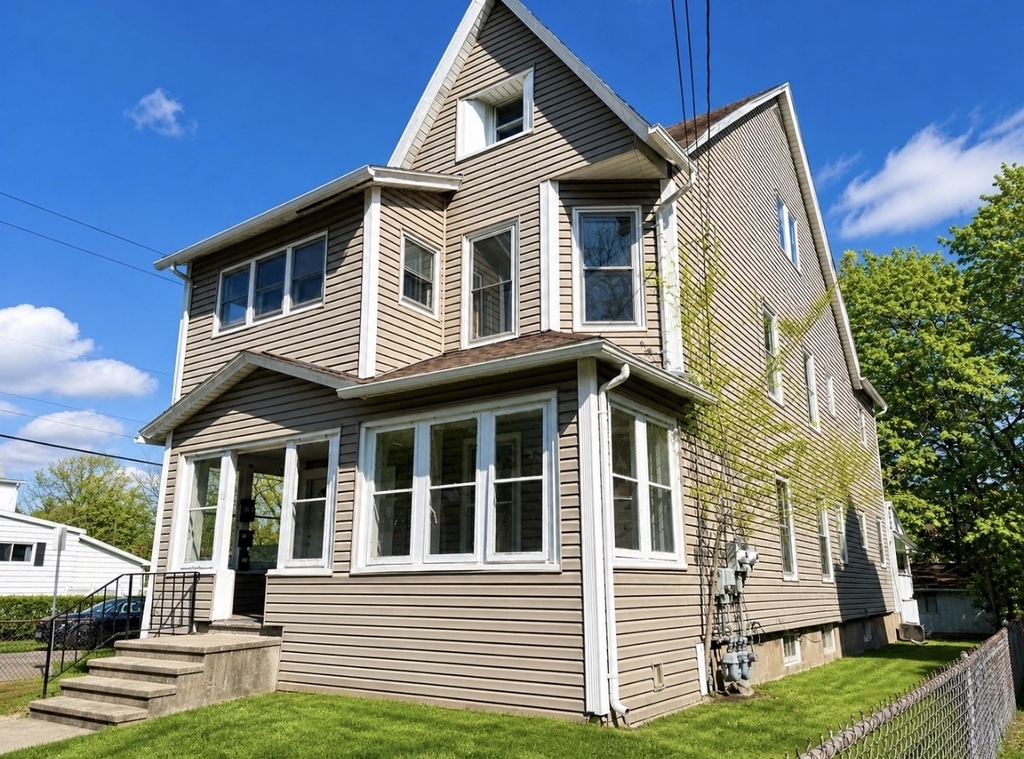 16 Highland Ave - Photo 1
