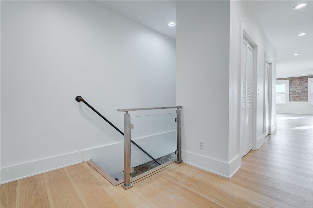 137 S Main Street - Photo 2