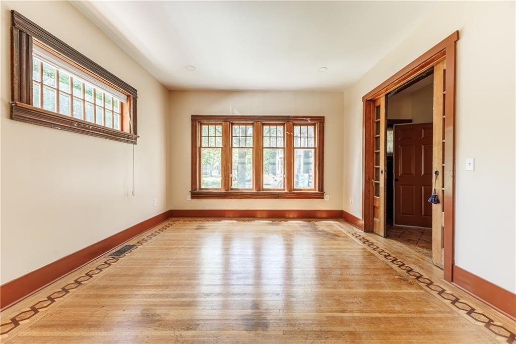 268 Lyndhurst Street - Photo 3