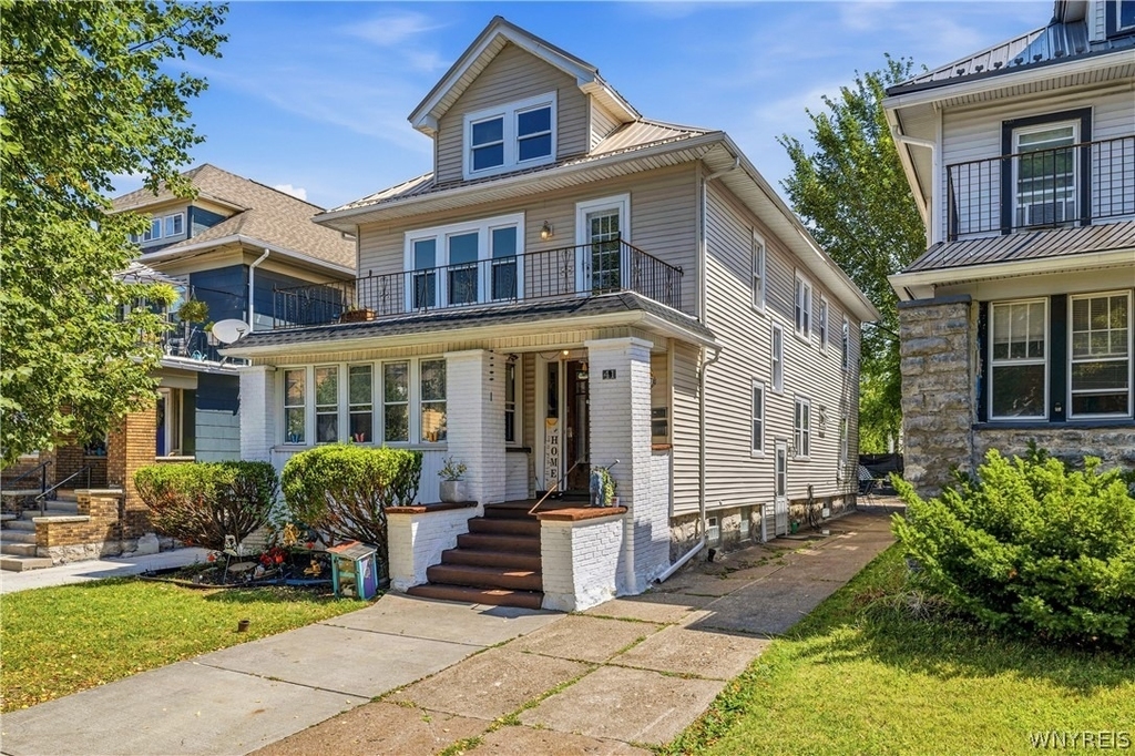41 Crestwood Avenue - Photo 1