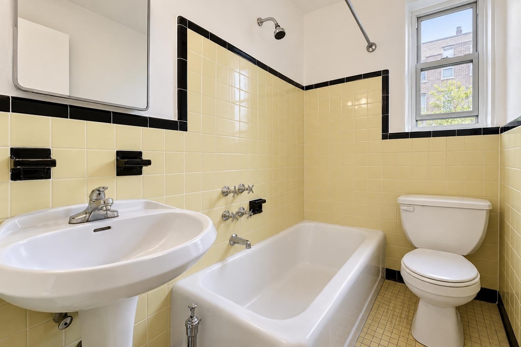 500 Kappock Street - Photo 11