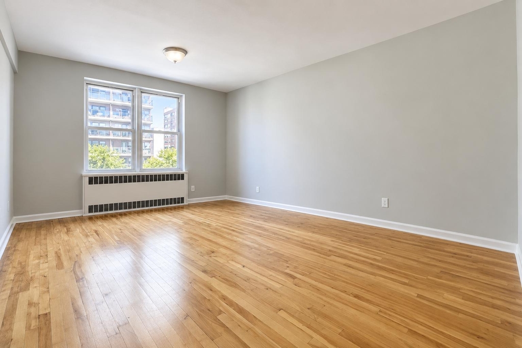 500 Kappock Street - Photo 1