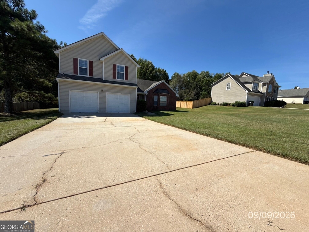 1664 Zacharys Way - Photo 0