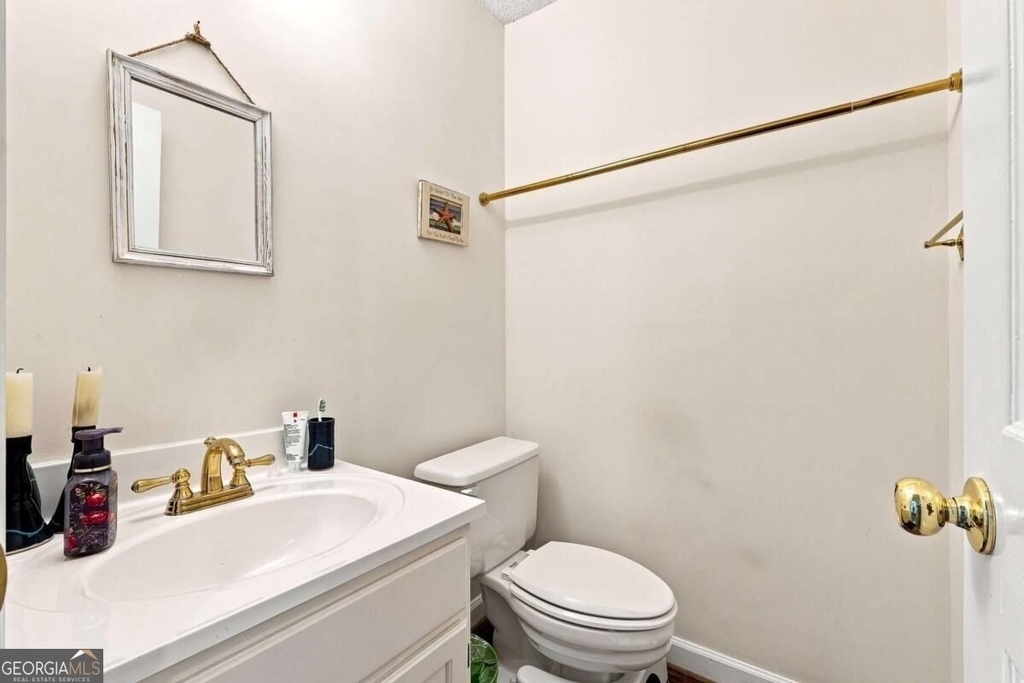 3924 Ashford Lake Court Ne - Photo 17