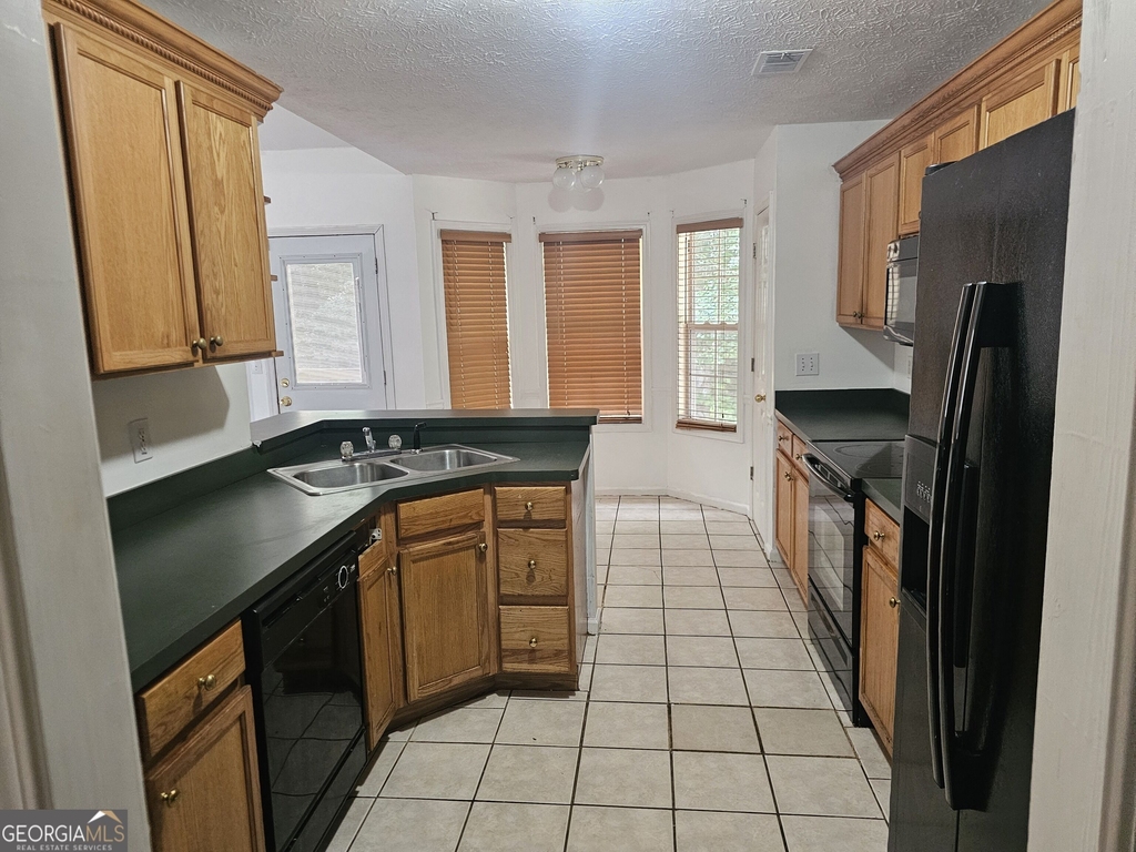 40 Summerwood Lane - Photo 5