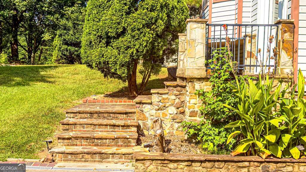 409 Fairington Lane - Photo 6