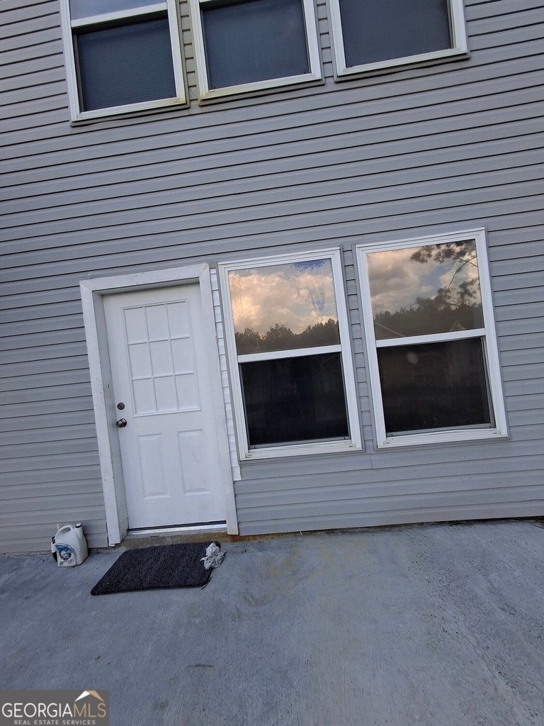 2786 Alix Way - Photo 18