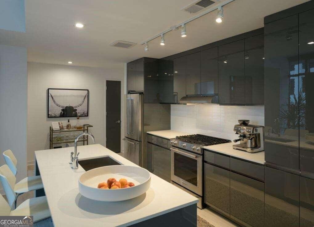 693 Peachtree Street Ne - Photo 3