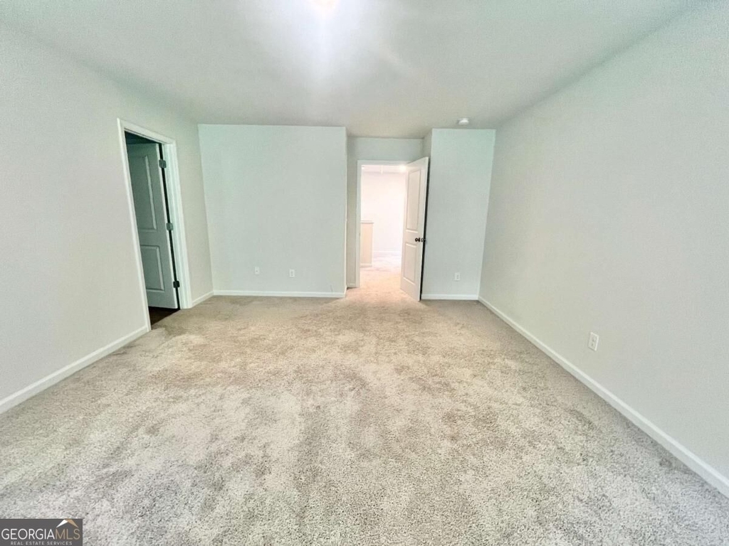 5129 Sidney Square - Photo 8