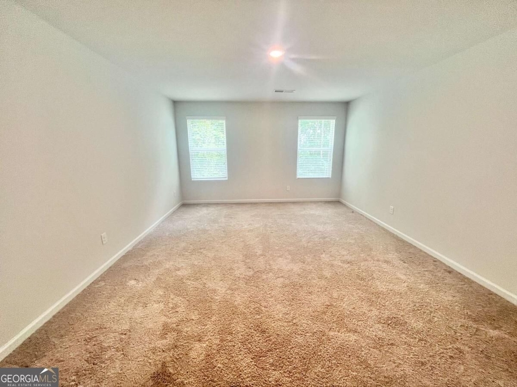 5129 Sidney Square - Photo 7