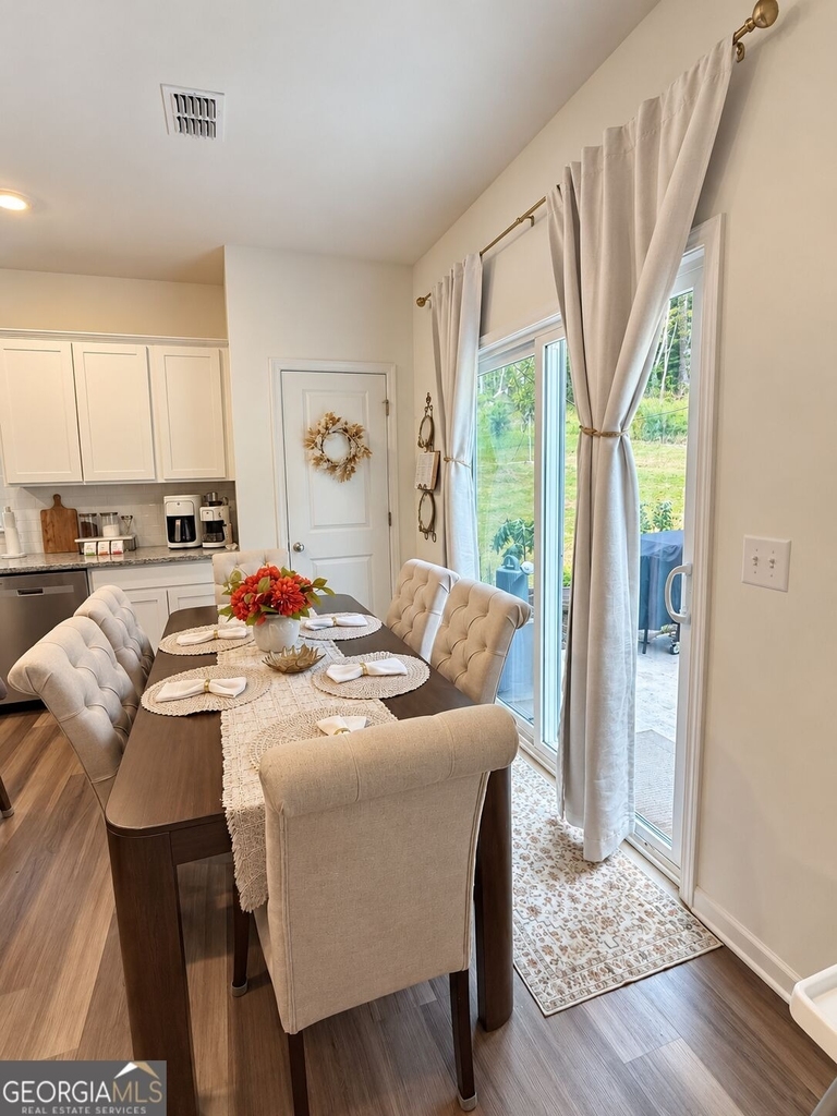 2945 Salinger Way - Photo 6