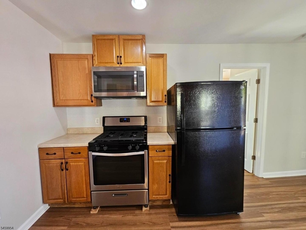 56 E Church St - Photo 8
