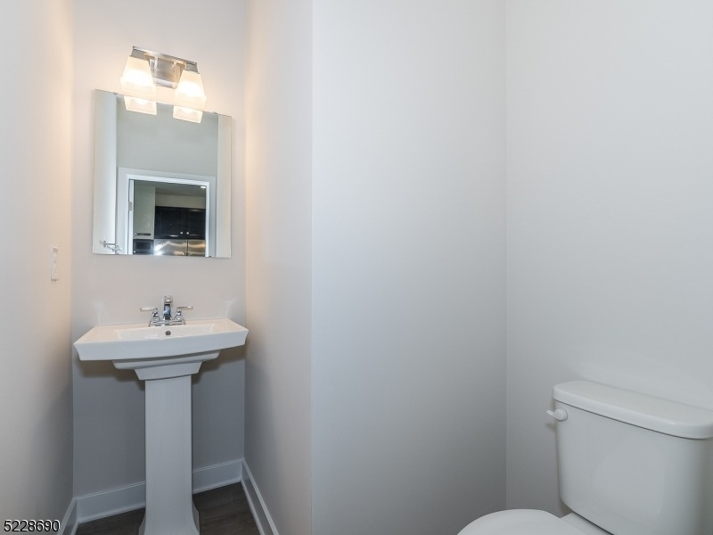 31 Force Dr - Photo 10