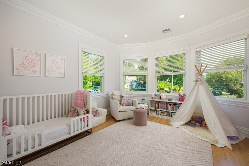 321 Elm Street, Unit A - Photo 24
