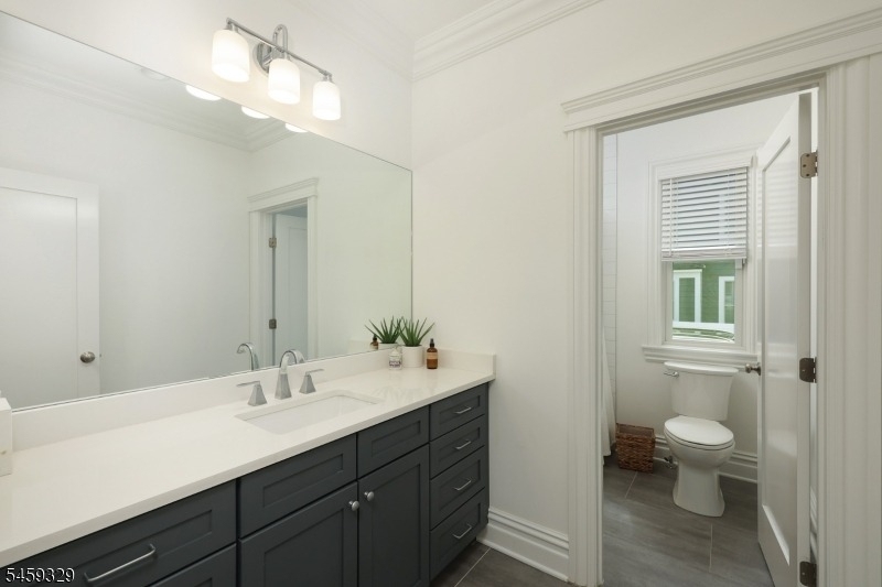 321 Elm Street, Unit A - Photo 15