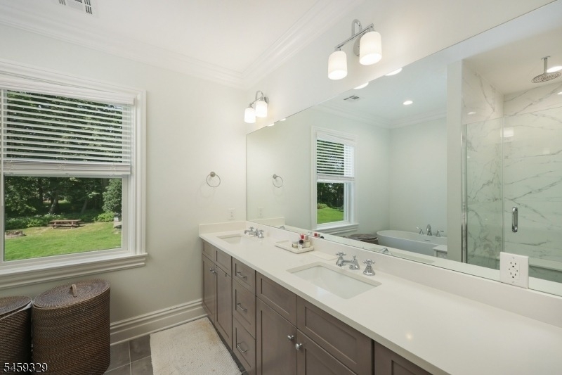 321 Elm Street, Unit A - Photo 19