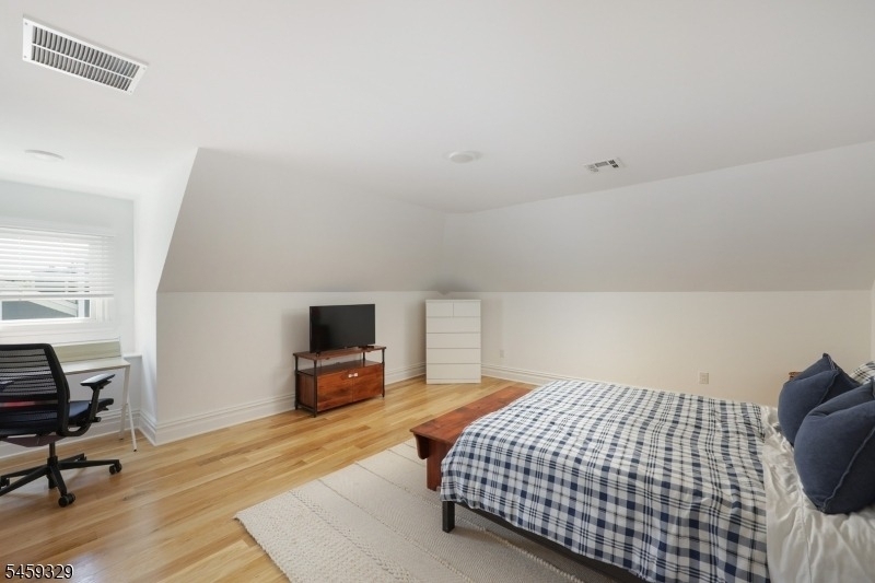 321 Elm Street, Unit A - Photo 29