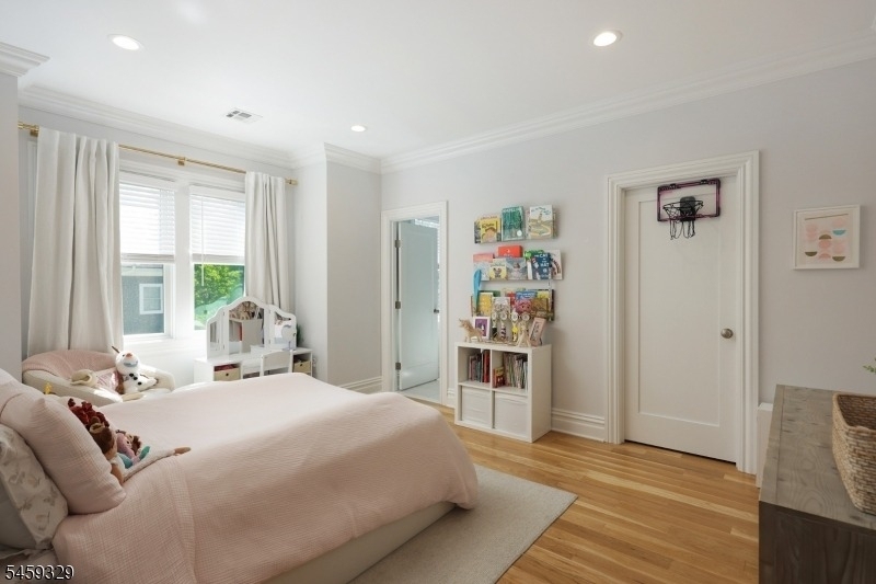 321 Elm Street, Unit A - Photo 21