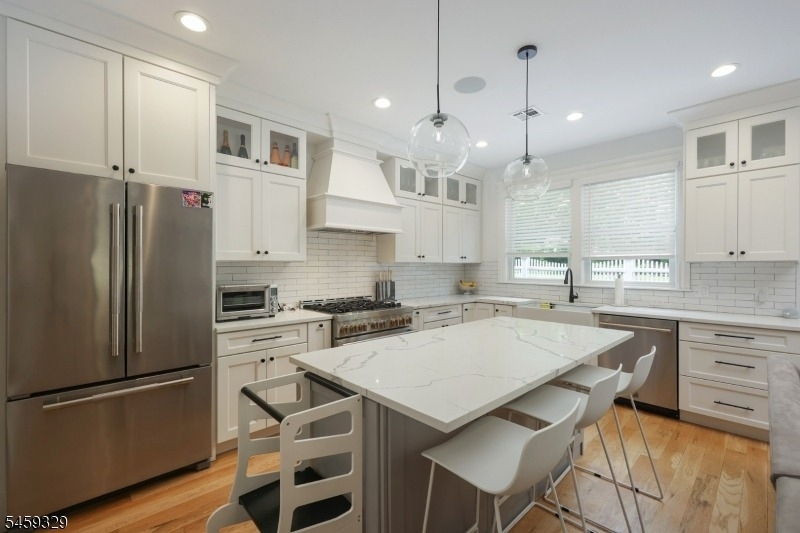 321 Elm Street, Unit A - Photo 10