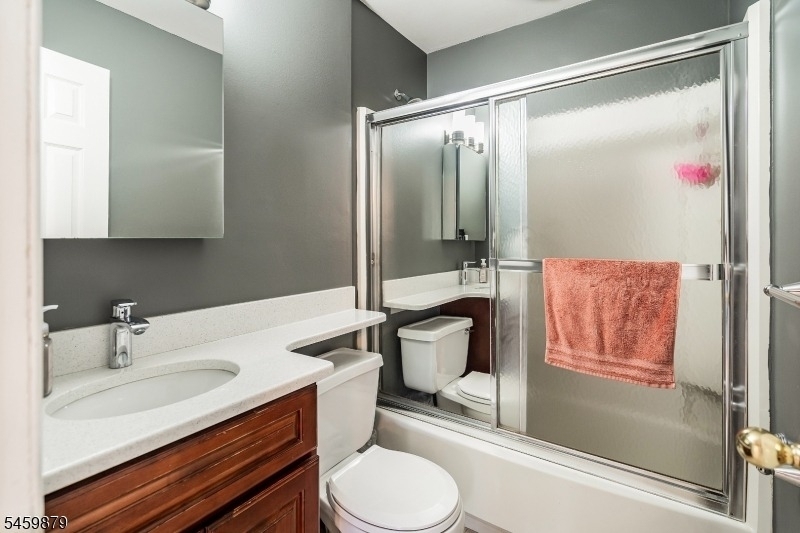 1601 Raritan Rd - Photo 21