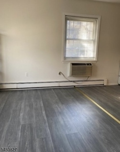 48 Elm St - Photo 4
