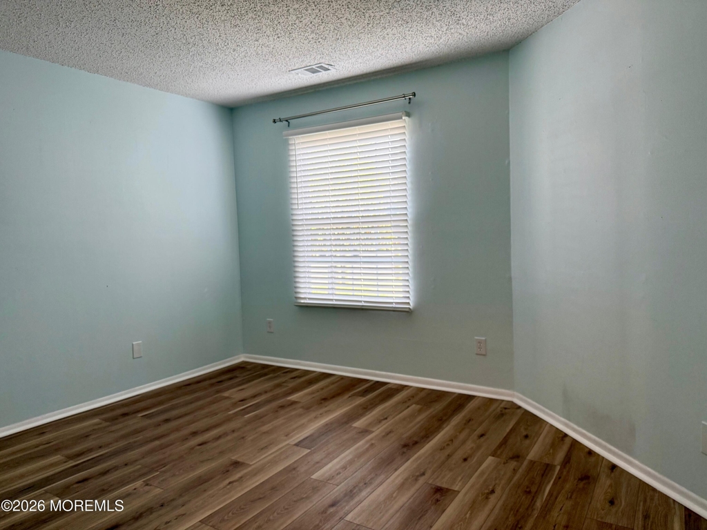 1216 Waters Edge Drive - Photo 13