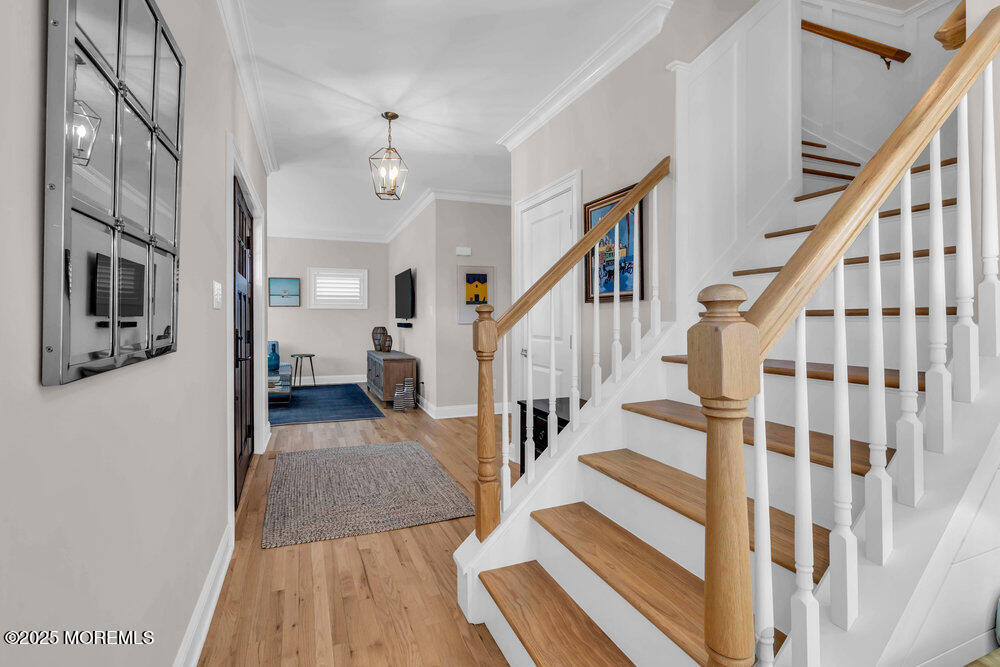 102 4th Avenue - Photo 7