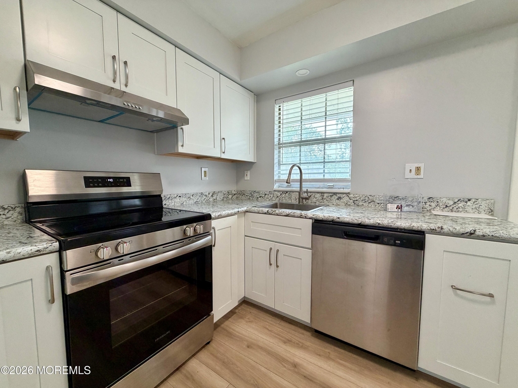 866c Inverness Court - Photo 3