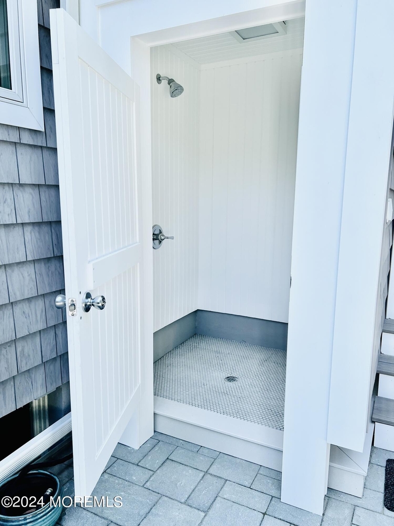 2122 Edgewood Place - Photo 14