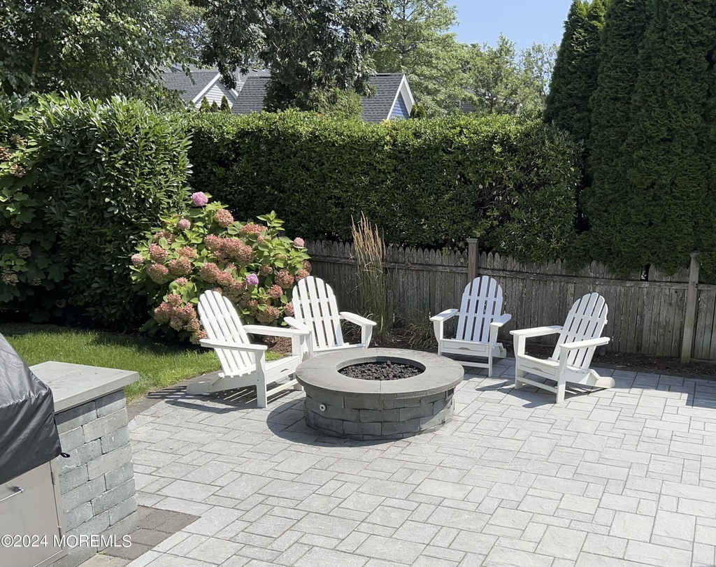 2122 Edgewood Place - Photo 7