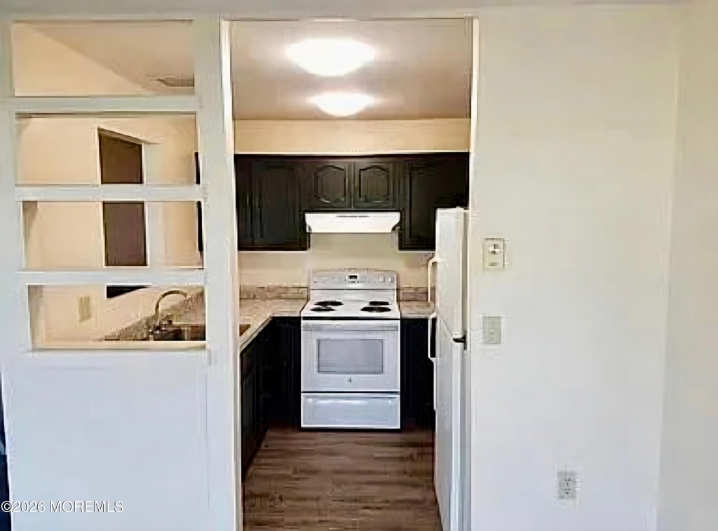 453a Chesterfield Court - Photo 4