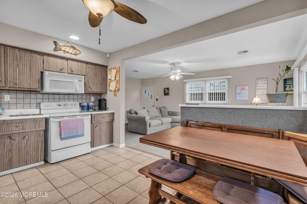 126 Royal Drive - Photo 10