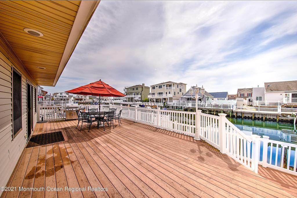 31 Peggy Lane - Photo 31