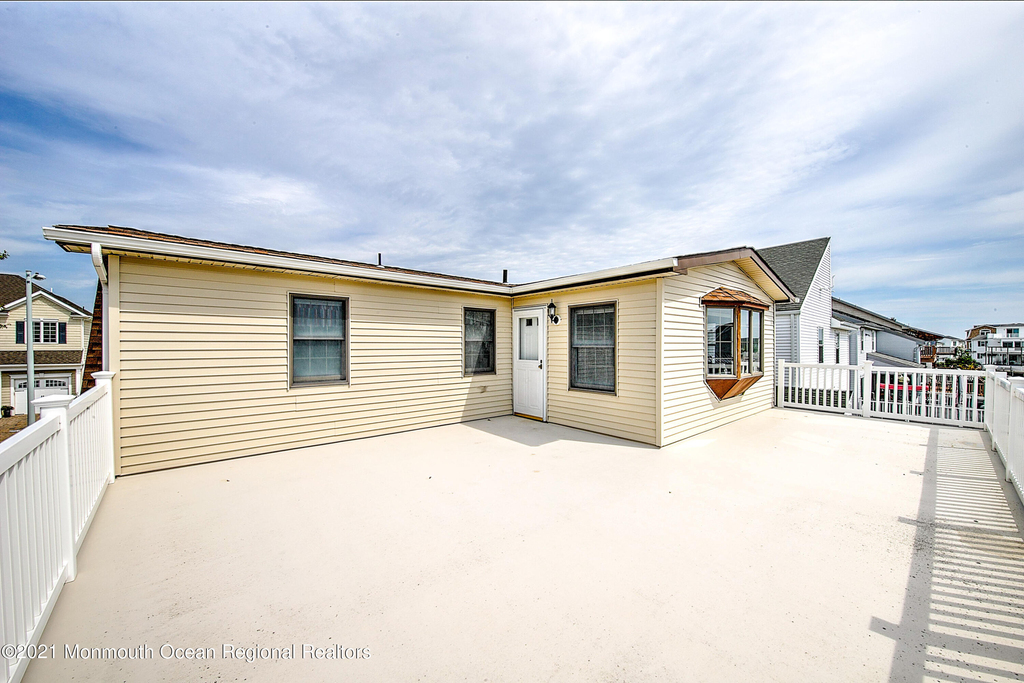 31 Peggy Lane - Photo 24