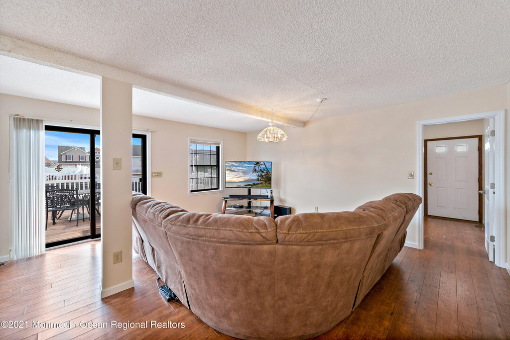 31 Peggy Lane - Photo 10