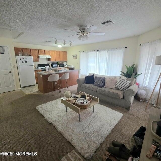 290 N Main Street - Photo 1