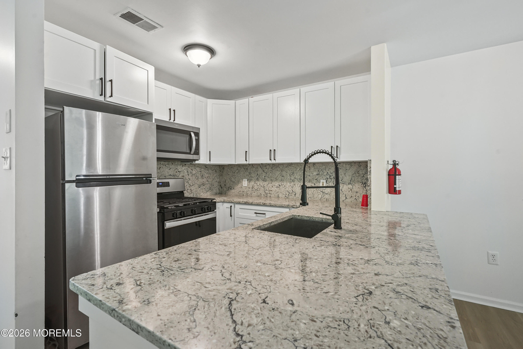107 Westchester Drive - Photo 9