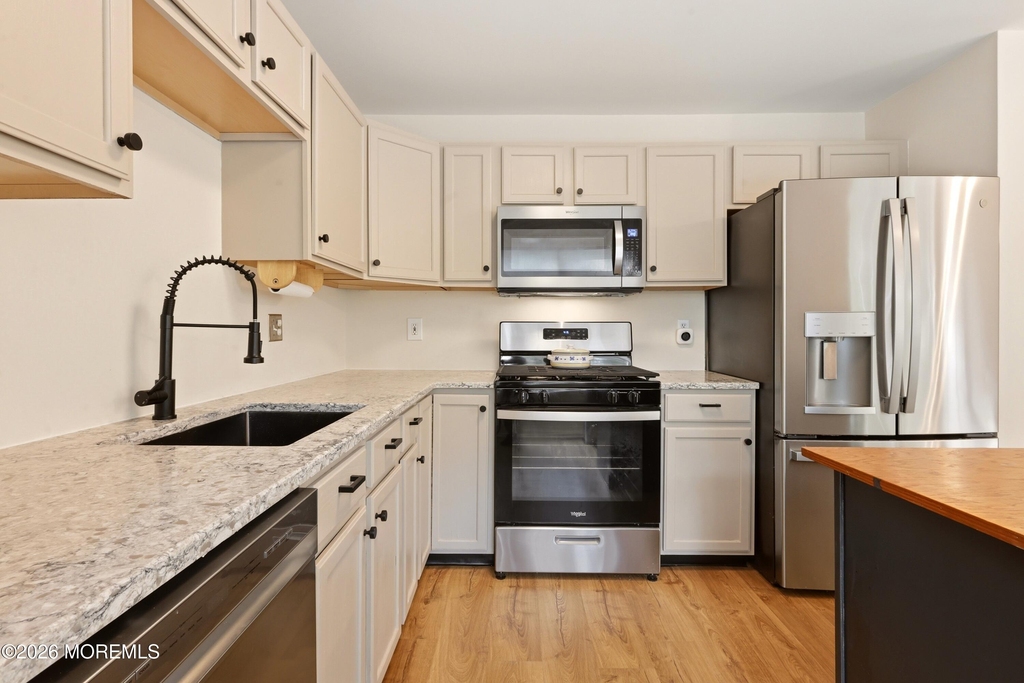 5 Alexandra Court - Photo 9
