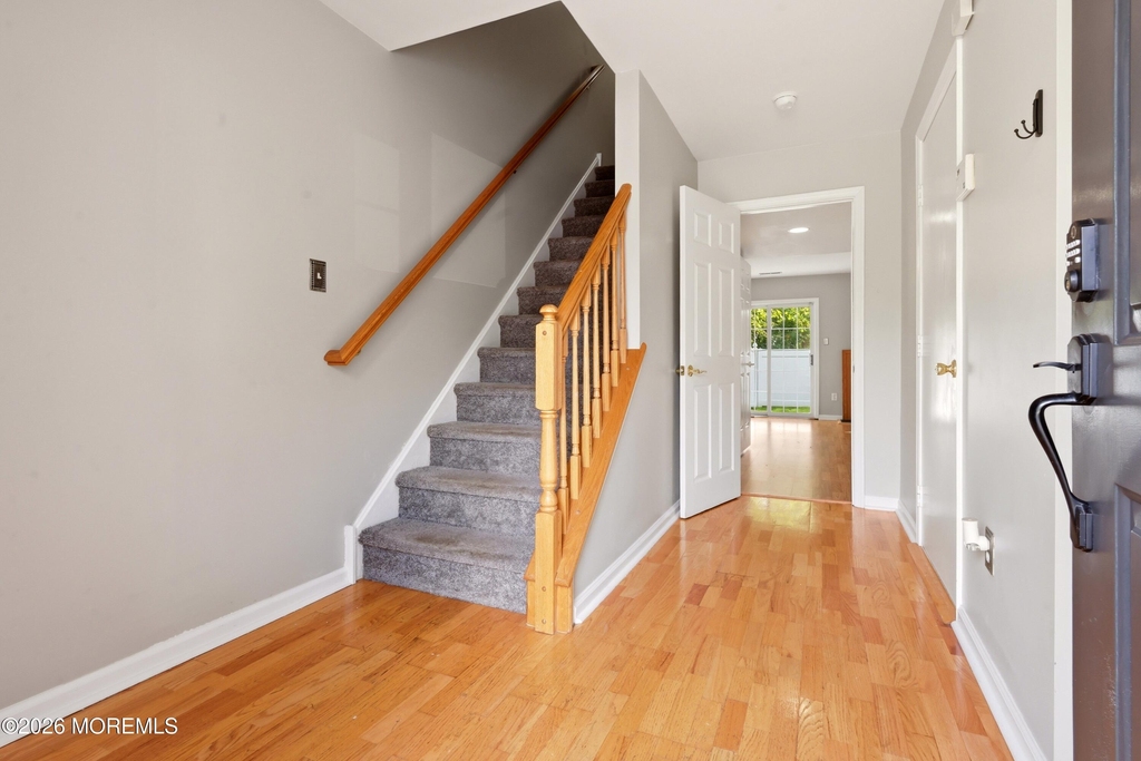5 Alexandra Court - Photo 2