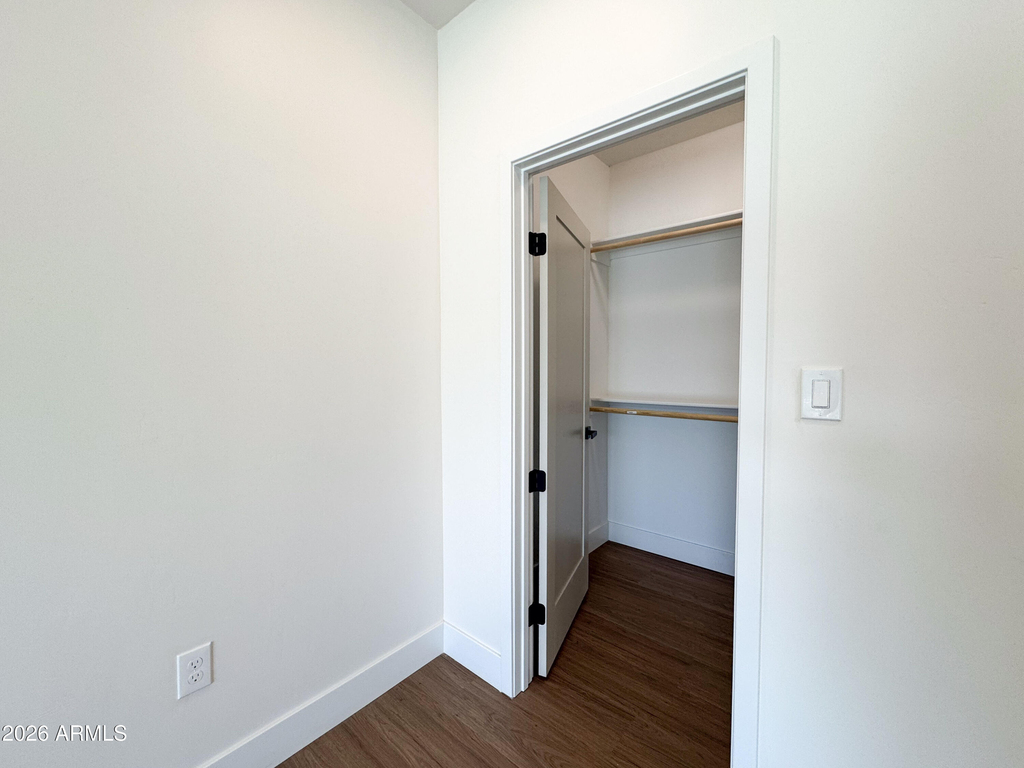 185 Sugarloaf Street - Photo 4