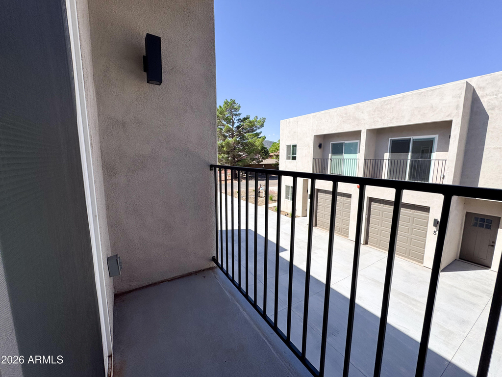 185 Sugarloaf Street - Photo 16