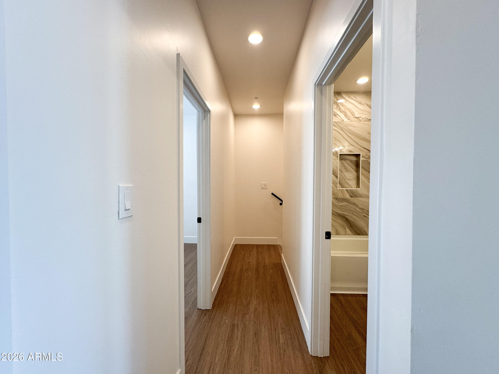 185 Sugarloaf Street - Photo 10