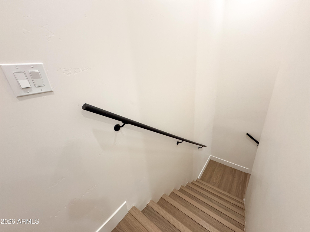 185 Sugarloaf Street - Photo 17