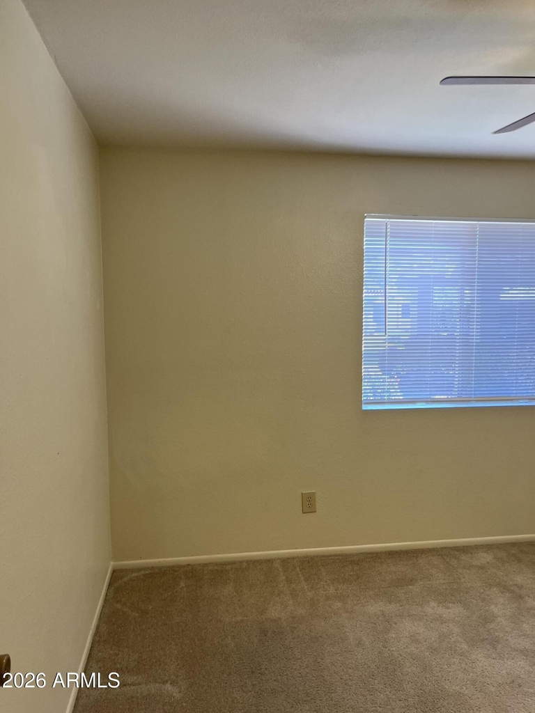 507 E Colgate Drive - Photo 10