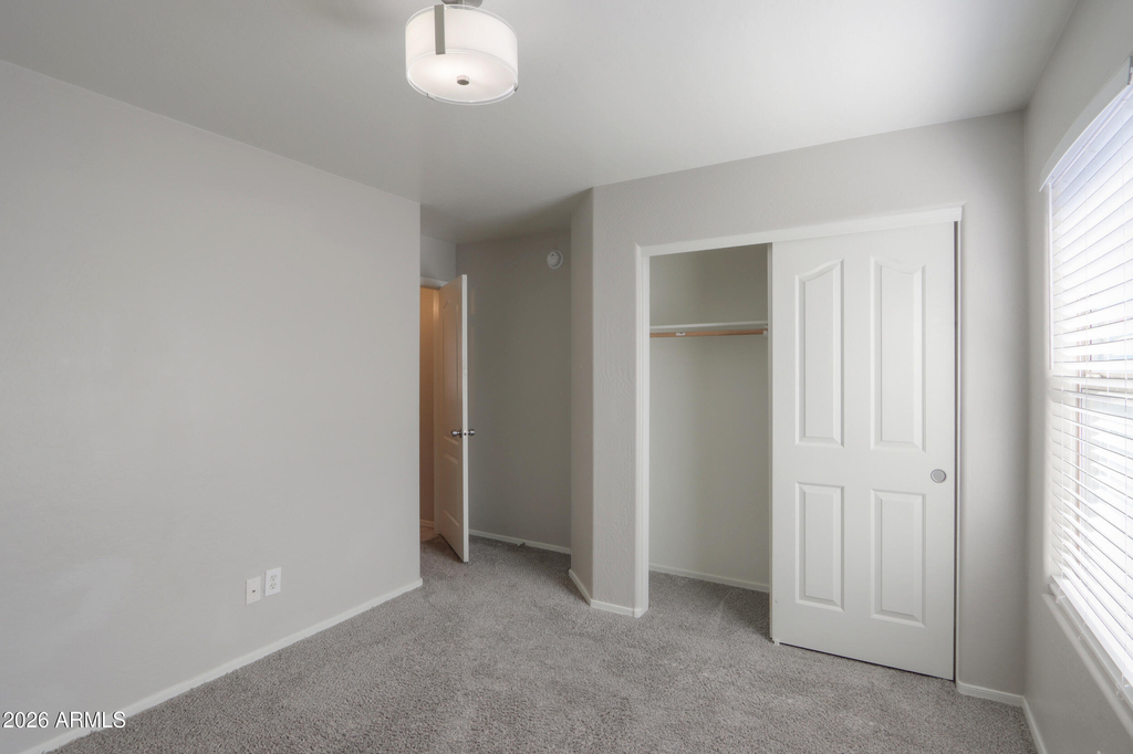 43610 W Bedford Drive - Photo 16