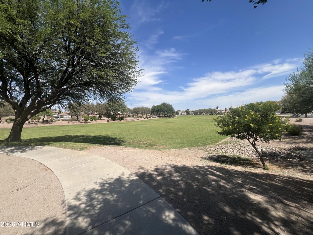 45143 W Woody Road - Photo 4
