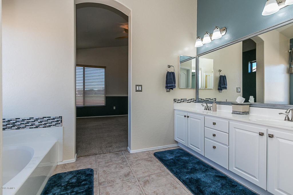 3531 N Paseo Del Sol -- - Photo 19