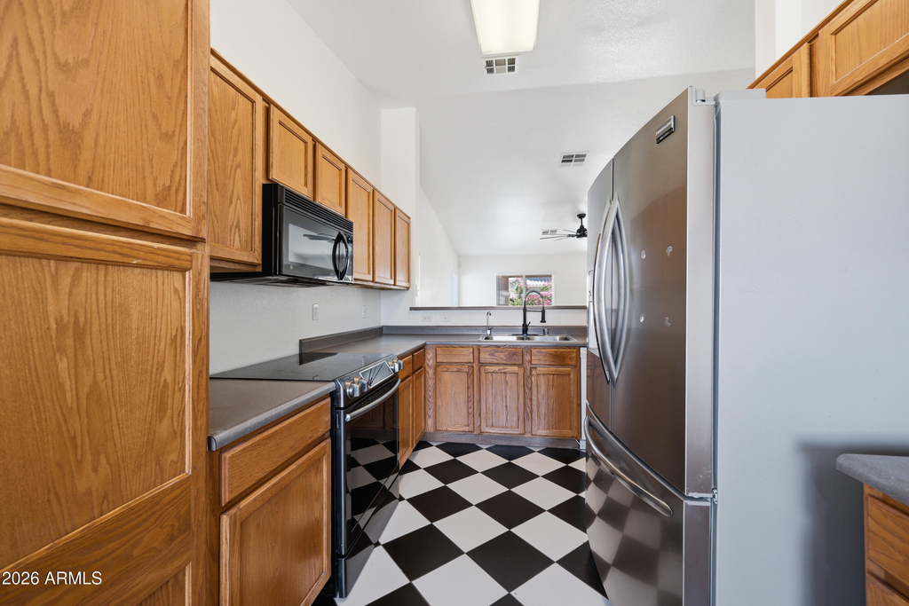 10469 W Granada Road - Photo 6