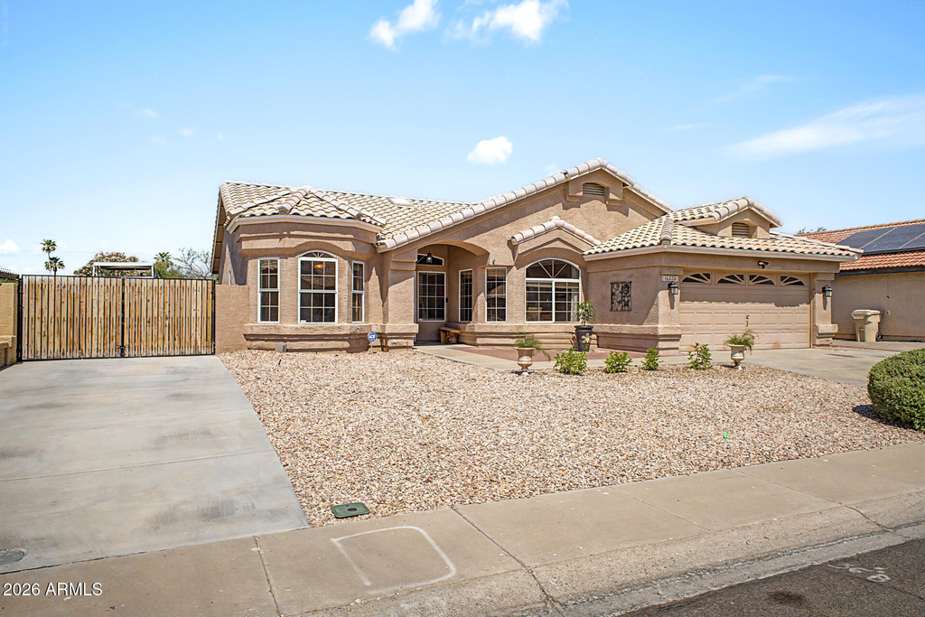 16220 N 62nd Lane - Photo 1