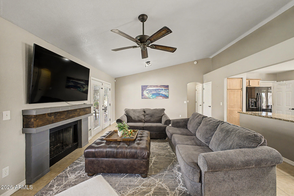 16220 N 62nd Lane - Photo 4